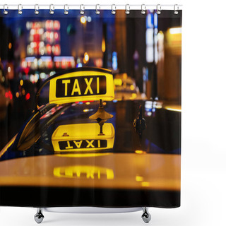 Personality  Illuminated Taxi Sign On The Roof Of A Taxi At Night Shower Curtains