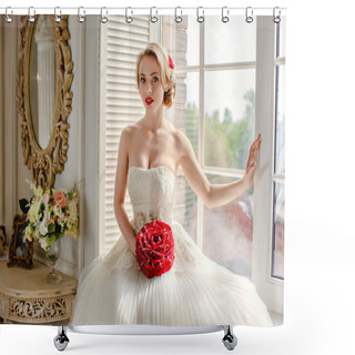 Personality  Charming Beautiful Young Blonde Girl With Red Lipstick On My Lip Shower Curtains