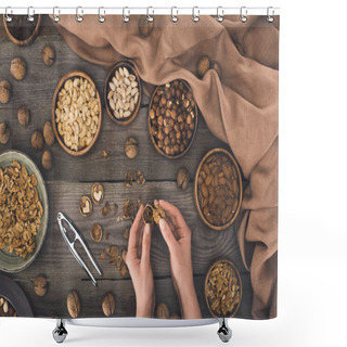 Personality  Person Cracking Walnut Shower Curtains