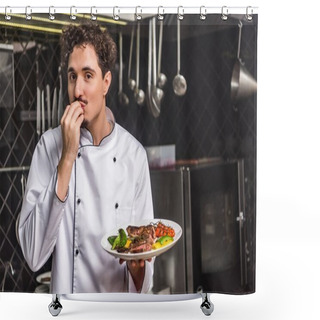 Personality  Chef Holding Plate With Fried Vegetables And Meat And Showing Delicious Sign Shower Curtains