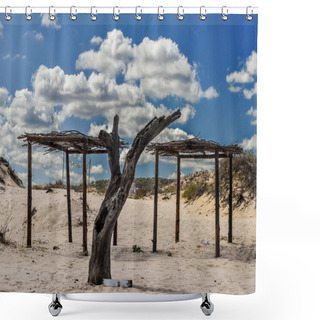 Personality  Shady Couple Shower Curtains