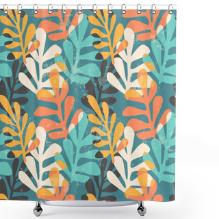 Personality  Abstract Floral Seamless Pattern With Trendy Hand Drawn Textures. Shower Curtains