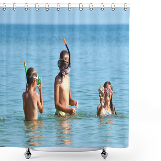 Personality  Friendly Kids In Underwater Masks On The Sea. Happy Holidays At The Seaside. Children Learn To Swim In Sea Water. Shower Curtains