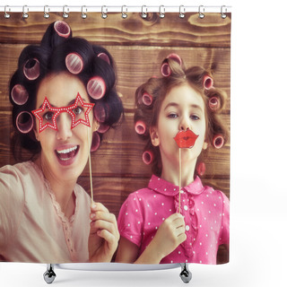 Personality  Funny Family With A Paper Accessories Shower Curtains