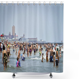 Personality  Beach Crowd Jersey Shore Shower Curtains
