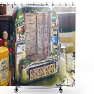 Personality  Usa, Utah - Dec, 2019 Antique Music Playing Device In Retro Style Cafe, Vintage Jukebox, Old Fashion Shower Curtains