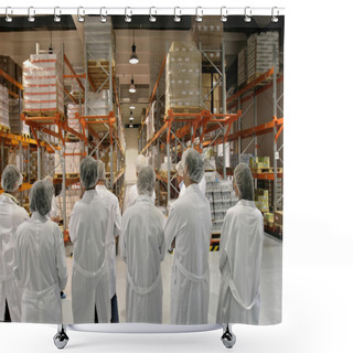 Personality  Industry Visitors 5 Shower Curtains