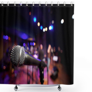 Personality  Horizontal Microphone On Music Stage Shower Curtains