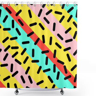 Personality  Retro Seamless Pattern In Memphis Style Design Shower Curtains