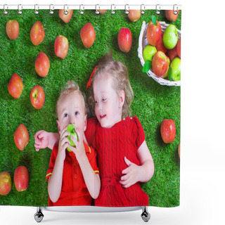 Personality  Little Childrenl Eating Apples Shower Curtains