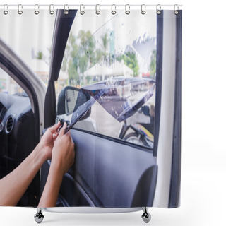 Personality  Hands Of Man Removing Old Car Window Film Shower Curtains