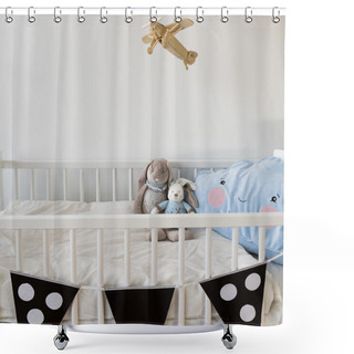 Personality  White Crib For Newborn Baby Shower Curtains