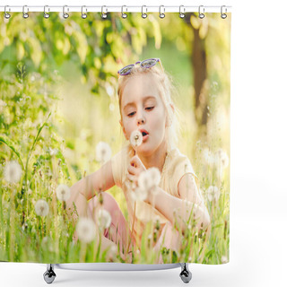 Personality  Cute Girl Playing With Dandelions Shower Curtains