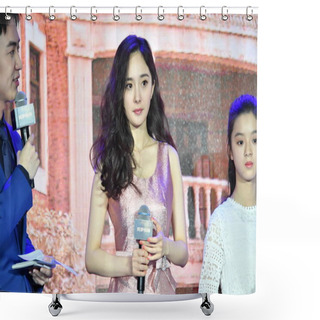 Personality  CHINA BEIJING THE GREAT CRAFTSMAN YANG MI WALLACE HUO Shower Curtains