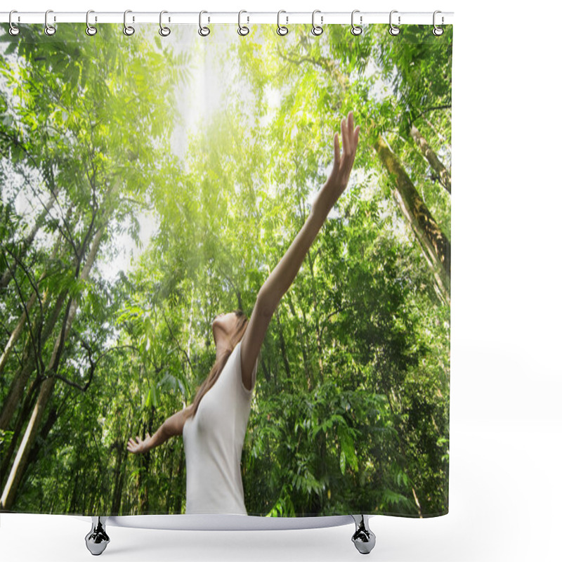 Personality  Enjoying The Green Nature Shower Curtains