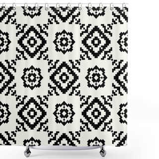 Personality  Black And White Pixel Seamless Pattern Shower Curtains