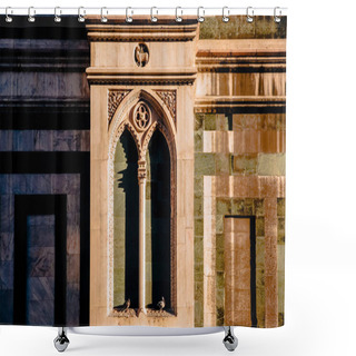 Personality  Arch Shower Curtains