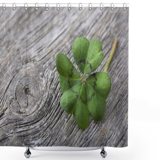 Personality  Four Leaf Clover Shower Curtains