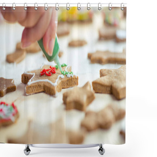 Personality  Icing Christmas Cookies Shower Curtains