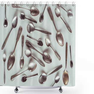 Personality  Vintage Metal Spoons On White Background Shower Curtains