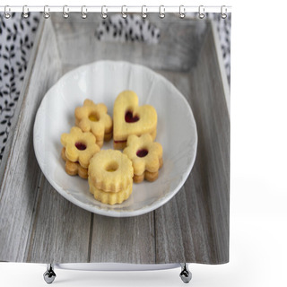 Personality  Christmas Linzer Sweets And Cookies Made From Shortcrust Pastry, Various Shapes Filled With Marmalade, Decorated With Chocolate Shower Curtains