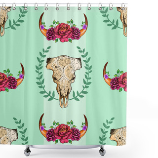Personality  Cow Skull Seamless Pattern With Roses Shower Curtains