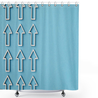Personality  Top View Of Vertical Rows White Arrows On Blue Background Shower Curtains