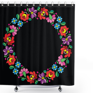 Personality  Kalocsai Embroidery In Circle - Hungarian Floral Folk Pattern On Black Shower Curtains