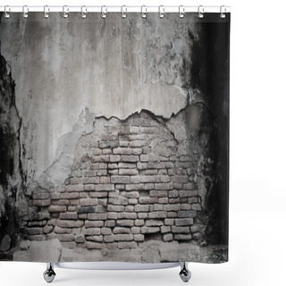 Personality  Cracked Cement And Old Brick Wall Shower Curtains