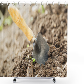 Personality  Soil With Small Shovel Shower Curtains