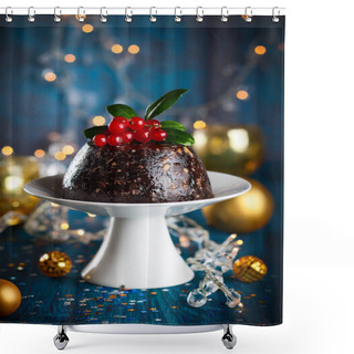 Personality  Christmas Pudding Decorated With Holly Shower Curtains