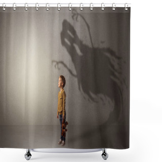 Personality  Scary Ghost Shadow Behind Kid Shower Curtains