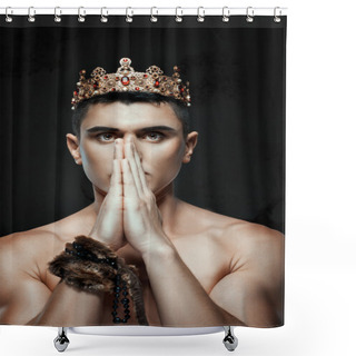 Personality  Man Crown On His Head To Pray With Folded Hands. Shower Curtains