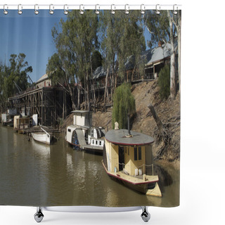 Personality  Australia, Paddle Stemers In Echuca Shower Curtains