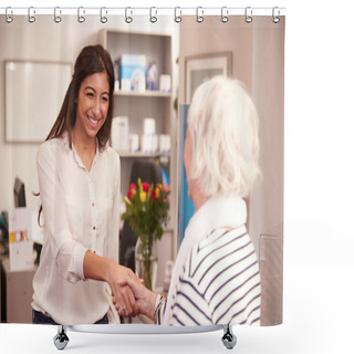 Personality  Receptionist Greeting Female Patient Shower Curtains