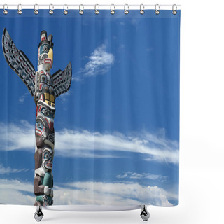 Personality  Totem Wood Pole In The Blue Cloudy Background Shower Curtains