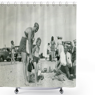 Personality  Antique Black And White  Photo Shower Curtains