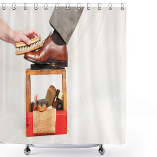 Personality  Antique Shoe Shine Box Shower Curtains