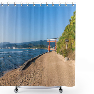 Personality  Red Torii In Aoshima Shrine With Sunshine Shower Curtains