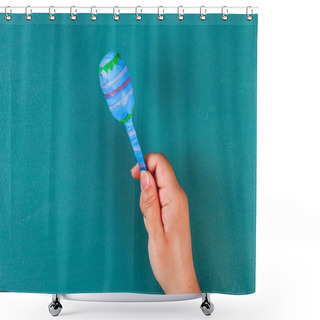 Personality  Diy Cinco De Mayo Maracas From Eggs, Spoons And Cereals On A Green Background. Shower Curtains