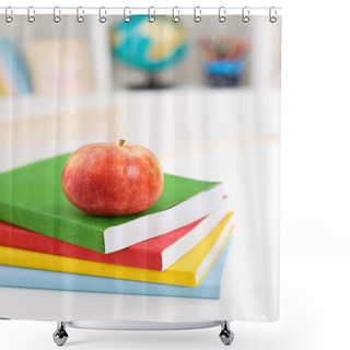 Personality  Back To School Concept Shower Curtains