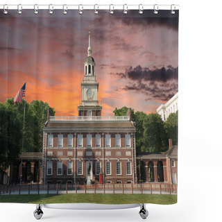 Personality  Independence Hall Philadelphia Sunset Shower Curtains