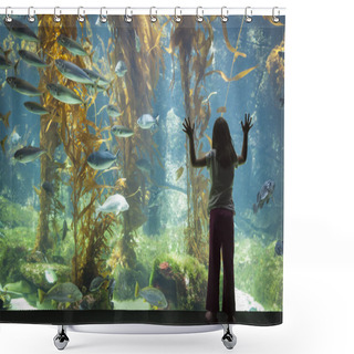 Personality  Young Girl Standing Up Against Large Aquarium Observation Glass Shower Curtains