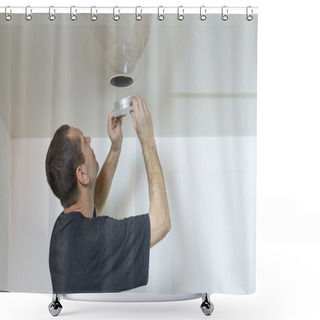 Personality  Electricians Neatly Sets Spotlight On Suspended Ceilings. Shower Curtains