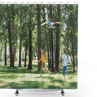 Personality  Cute Happy Children Playing With Colorful Kite In Park   Shower Curtains