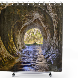 Personality  Cave Stream Scenic Reserve Shower Curtains