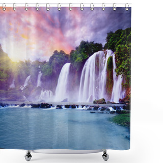 Personality  Banyue Waterfall Shower Curtains