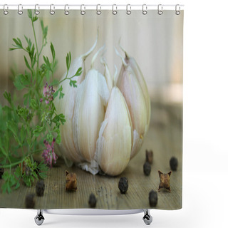 Personality  Garlic (Allium Sativum) Shower Curtains