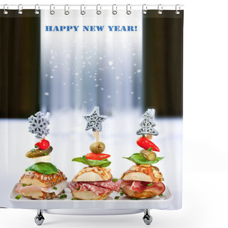 Personality  Finger Food Shower Curtains
