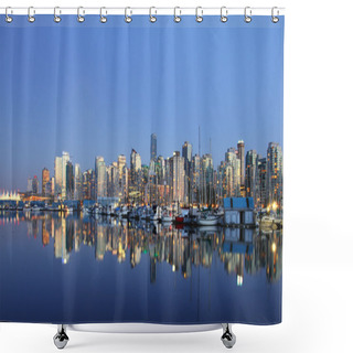 Personality  Vancouver Downtown, Night Shower Curtains